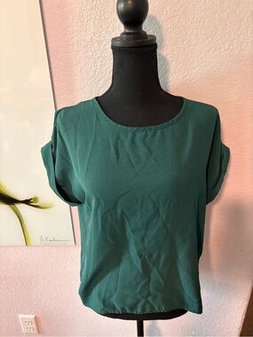 shirt size small